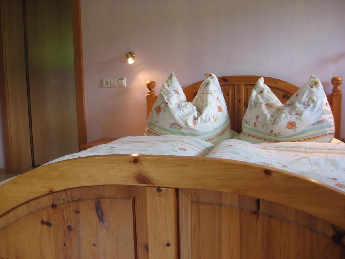 タールガウ Maiburger Bed & Breakfast エクステリア 写真